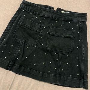 Madewell Black denim skirt